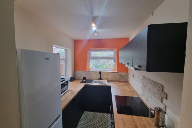 17, Stockport photo 5
