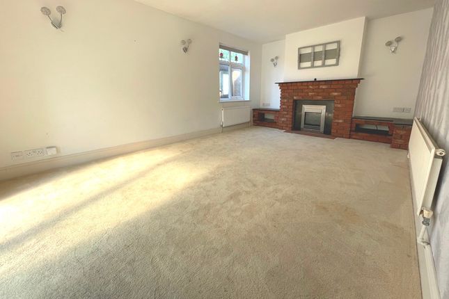 Priory Cottage, 52b Church Road, Gorleston photo 2