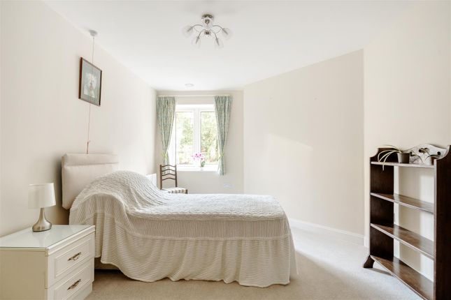 4 Shackleton Place, Bath Road, Devizes photo 4