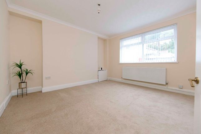 69a Commercial Street, New Tredegar photo 3