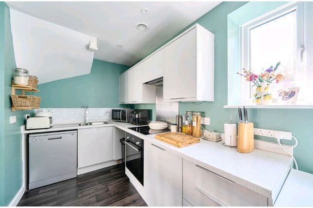 19/Martello Place, 7 Station Approach, Seaford photo 4