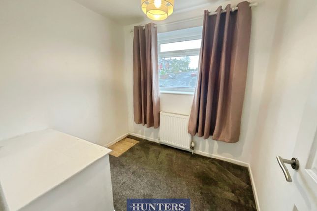 19, Shore Mount, Littleborough photo 4