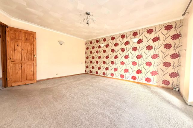 Wordsworth Drive, Eastbourne photo 4