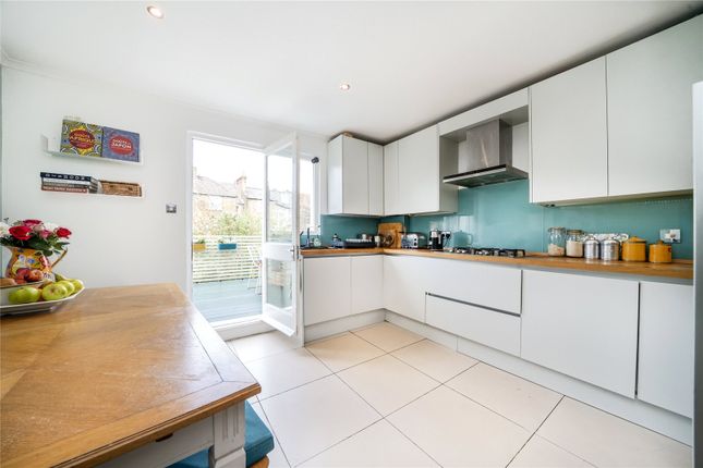 35A, Chardmore Road, London photo 4