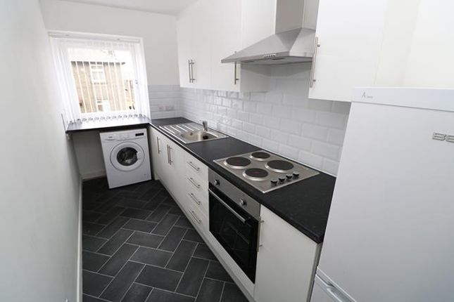 Thumbnail Flat to rent in Loons Road, Dundee