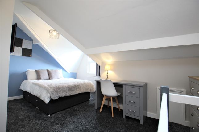 Pearson Terrace, Leeds photo 5