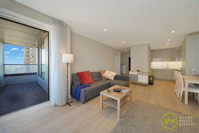 Apartment 1307, Hurlock Heights, Elephant and Castle photo 2