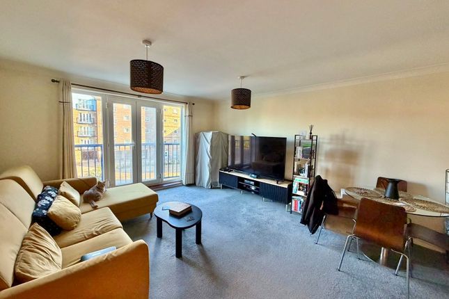 1-bed flat on Argent Street, Grays, £180,000