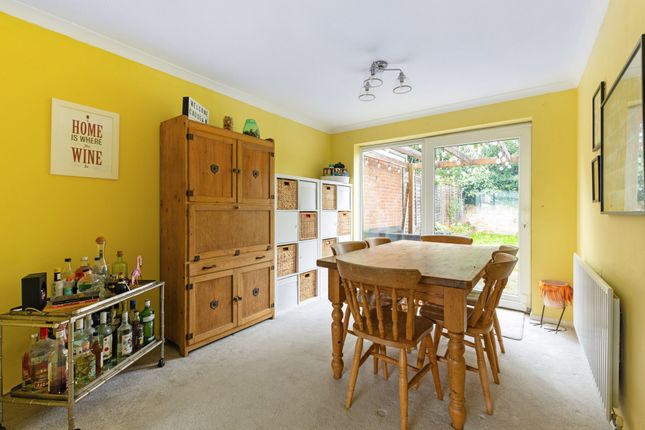 49, Stonehouse Road, Liphook photo 4