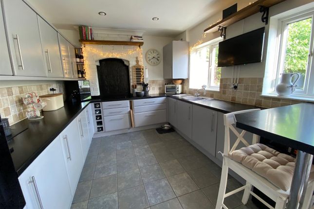 Terraced house for sale in Hereford Road, Leigh Sinton, Malvern
