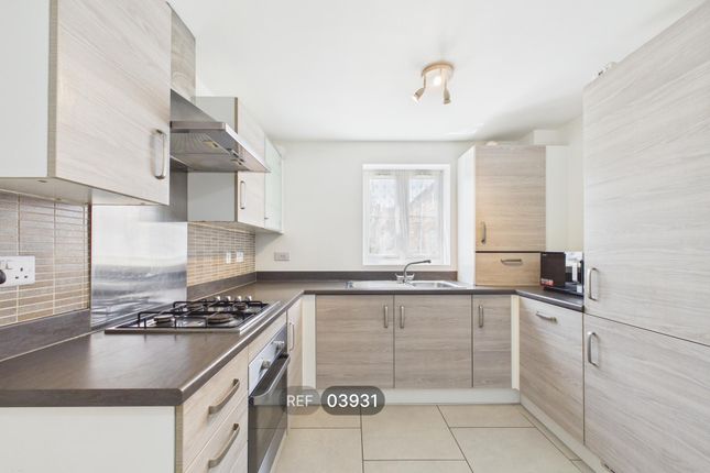 24, Crown Street, Nottingham, NG15 7SW photo 3