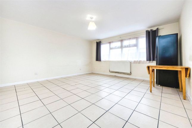 128, North Tenth Street, Buckinghamshire photo 3