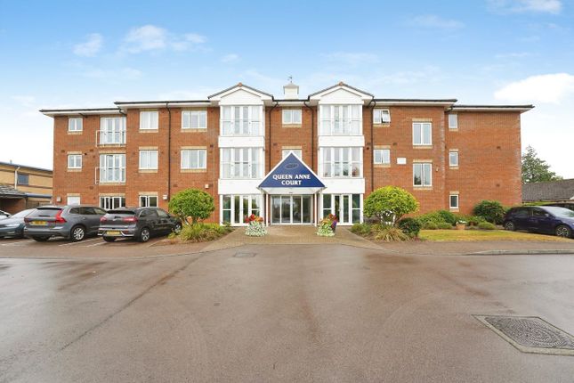 2-bed house on 20, Queen Anne Court, Gloucester, £185,000