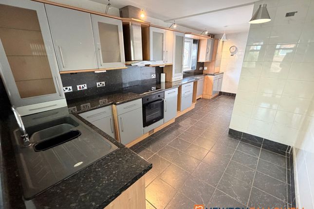 9 Fell Croft, Newark photo 2