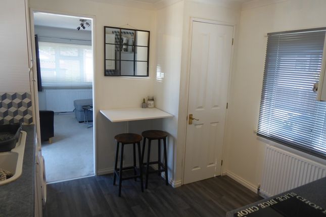 24, The Willows Park, Guildford Road, Normandy, Guildford photo 3