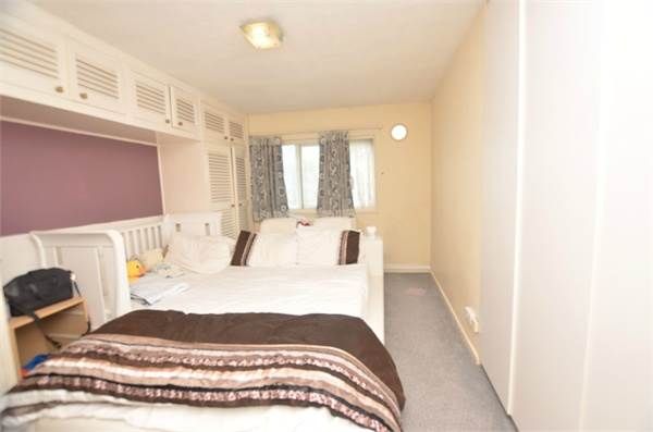 Regal Court, Wembley photo 4