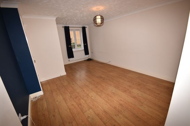 27, Rye Close, Sleaford photo 4