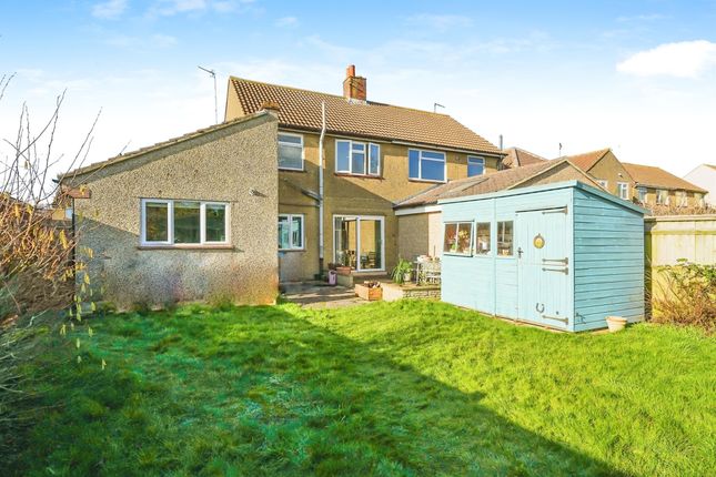 Semi-detached house for sale in Meadow Way, Didcot