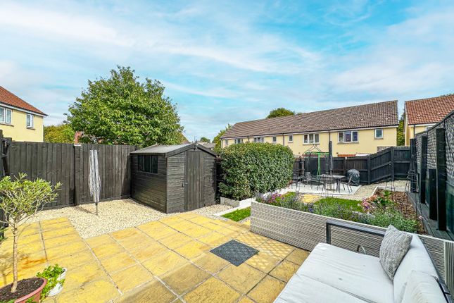33 Pyrland Fields, Taunton, Somerset photo 2