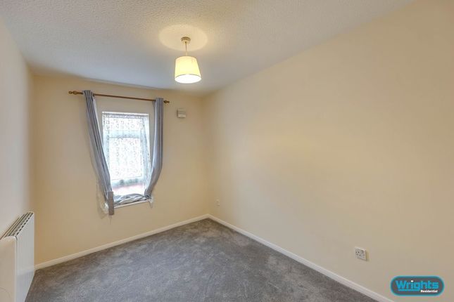 Flat 8 Helens Court, Shails Lane, Trowbridge photo 4