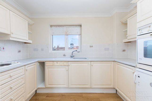 Flat for sale in Portland Road, Forest Lodge Portland Road
