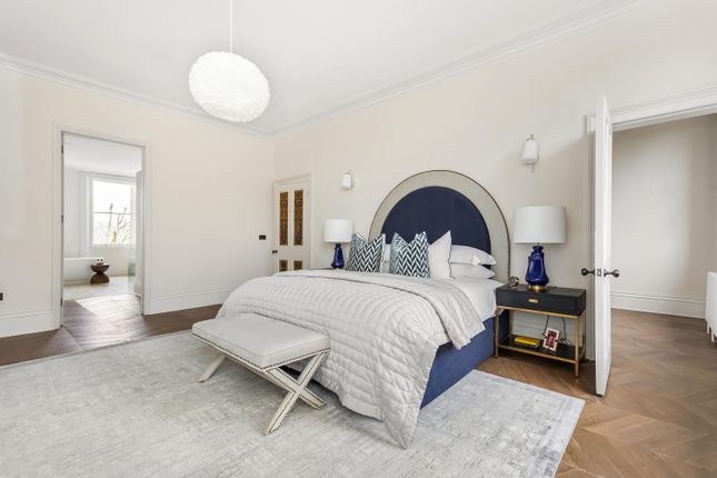 Terraced house for sale in Clapham Common North Side, Clapham, London