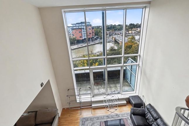 301, Quayside Drive, Colchester photo 5
