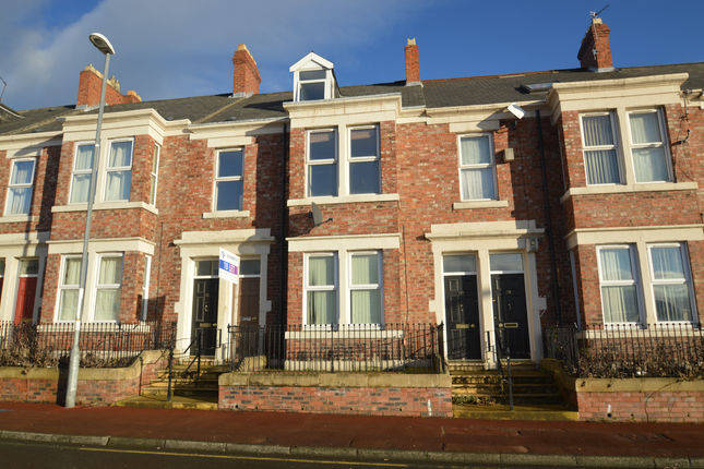 Thumbnail Flat to rent in Rectory Road, Gateshead