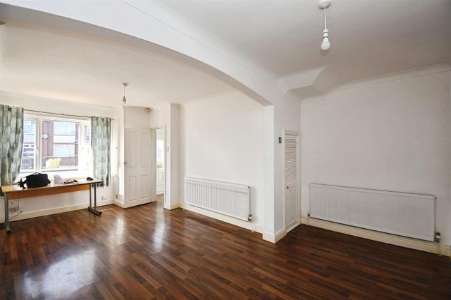 88, Danube Road, Hull photo 2
