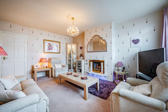 126 Park Road, Bishopbriggs,, Glasgow photo 4