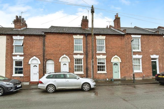 Thumbnail Terraced house for sale in Hill Street, Warwick