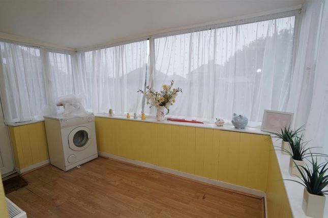 Thorn Close, Shipley photo 4