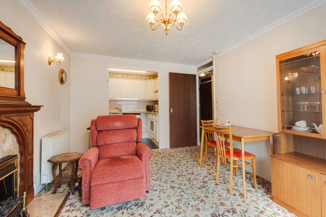 Glenrose Court, Sidcup Hill, Sidcup photo 4