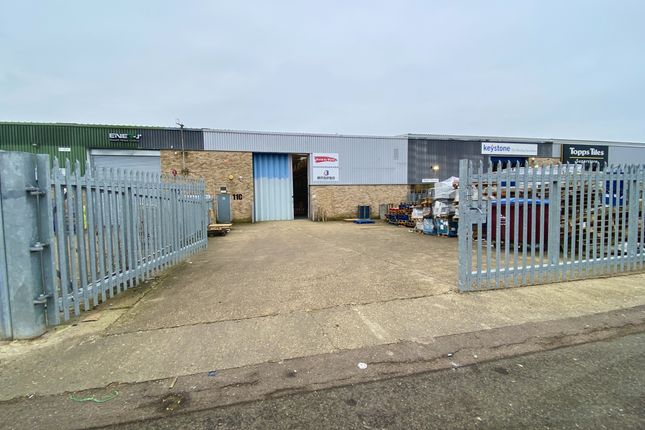 Thumbnail Industrial to let in Unit 11C Cosgrove Way, Luton, Bedfordshire