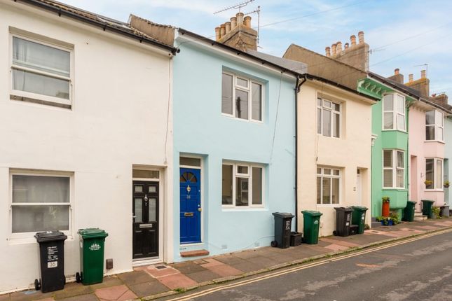 Thumbnail Terraced house for sale in Holland Street, Brighton