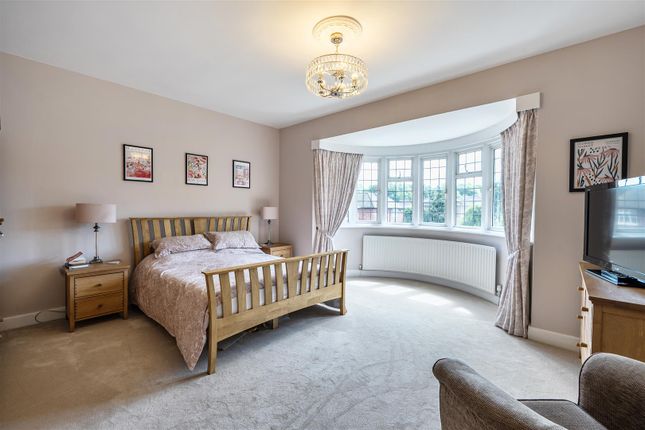 3, Winkworth Place, Surrey photo 4