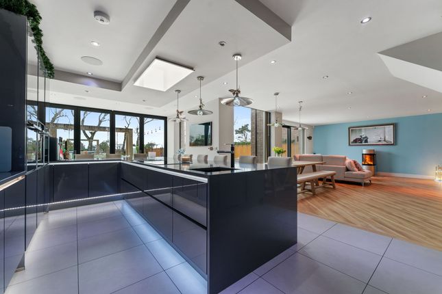 3 Cotebrook View Oughtrington Lane, Lymm photo 2