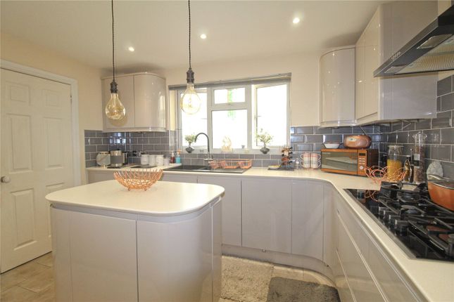 28, Shrewton Close, Wiltshire photo 4