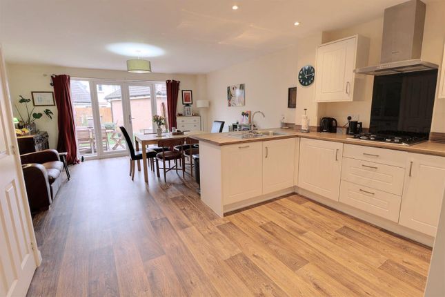 Town house for sale in Yew Tree Road, Brockworth, Gloucester