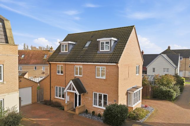 5-bed detached on 7 Maltings Close, Flitch Green, Essex, £500,000