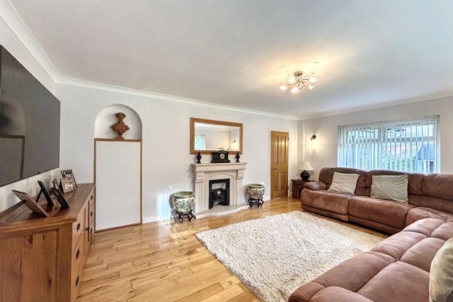 Sandhurst Parva, Sandhurst Lane, Bexhill-on-Sea photo 3