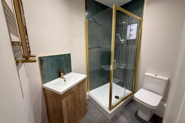 Room 2, 40a Sadler Gate, Derby photo 3