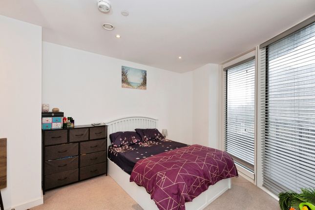Flat 314, Oculus House 16-48,, Cambridge Road, Barking photo 4