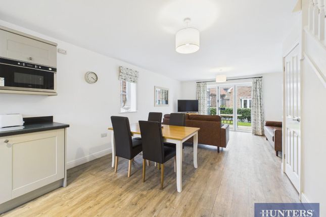 20, Turnberry Drive, Filey photo 2