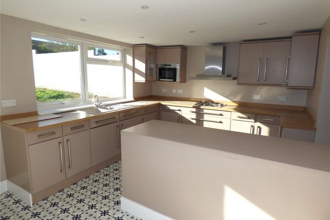 58, Cefn Y Bryn, Conwy photo 4