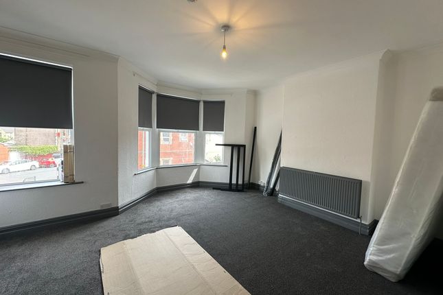 225 Mackintosh Place, Cardiff photo 2