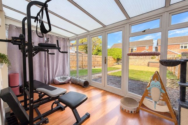 12, Half Fields Road, Winlaton photo 4