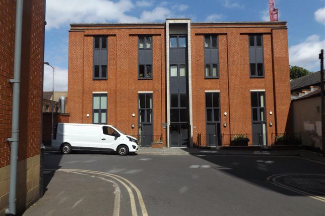 Flat to rent in Woolpack Lane, Nottingham