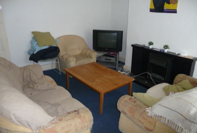 Property to rent in Brudenell Street, Hyde Park, Leeds