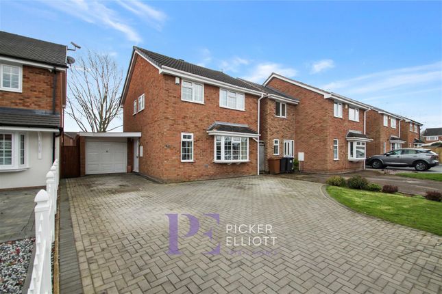 Thumbnail Detached house for sale in Blenheim Close, Hinckley